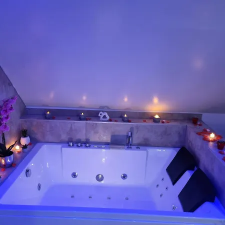 Apartmán Jacuzzi Au Centre