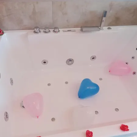 Jacuzzi Au Centre Appartement
